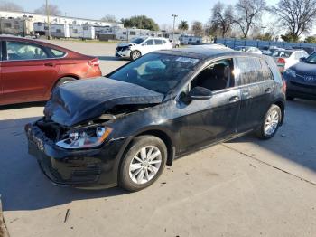  Salvage Volkswagen Golf