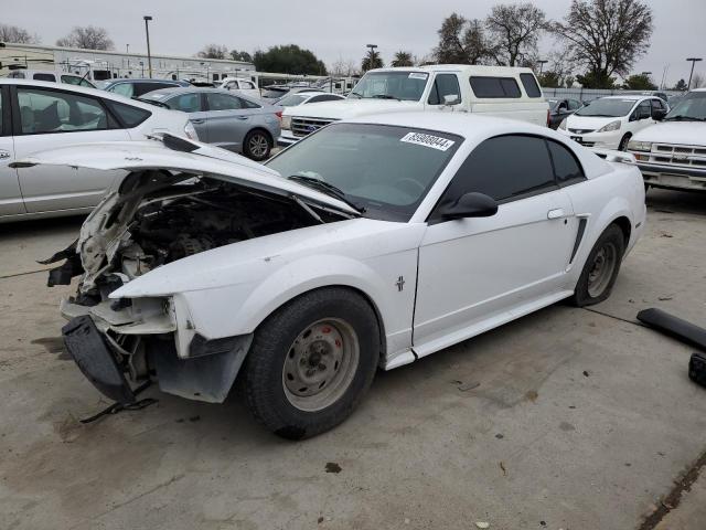  Salvage Ford Mustang