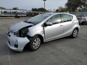  Salvage Toyota Prius