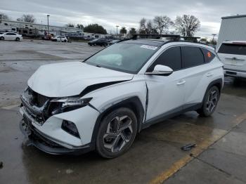  Salvage Hyundai TUCSON