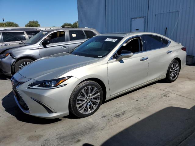  Salvage Lexus Es