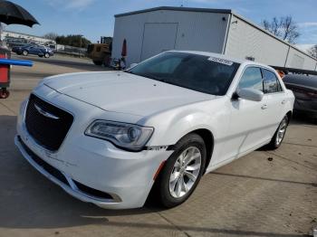  Salvage Chrysler 300