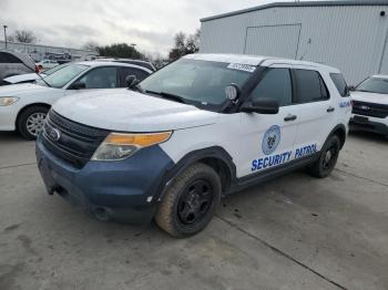  Salvage Ford Explorer