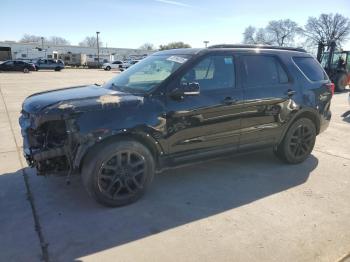  Salvage Ford Explorer