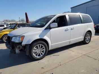  Salvage Dodge Caravan