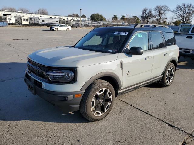  Salvage Ford Bronco