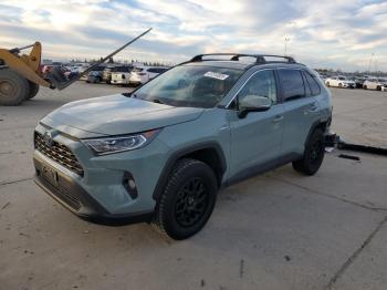  Salvage Toyota RAV4