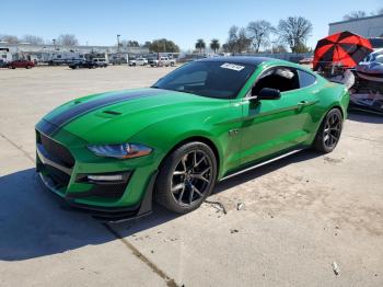  Salvage Ford Mustang