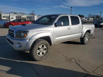  Salvage Toyota Tacoma