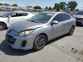  Salvage Mazda 3