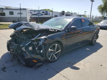  Salvage Hyundai SONATA