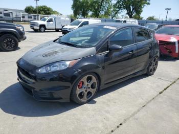  Salvage Ford Fiesta