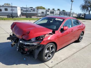  Salvage Hyundai ELANTRA
