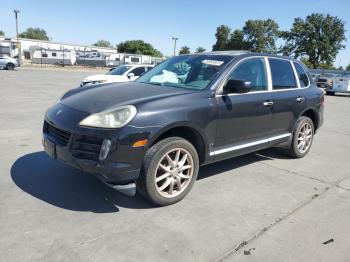  Salvage Porsche Cayenne