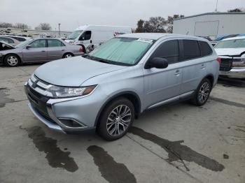  Salvage Mitsubishi Outlander