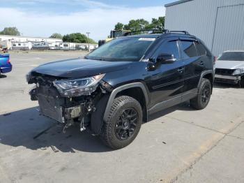  Salvage Toyota RAV4