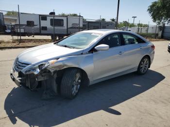  Salvage Hyundai SONATA