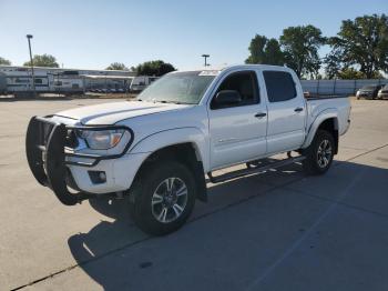  Salvage Toyota Tacoma