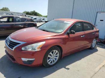  Salvage Nissan Altima