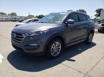  Salvage Hyundai TUCSON
