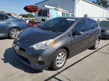  Salvage Toyota Prius