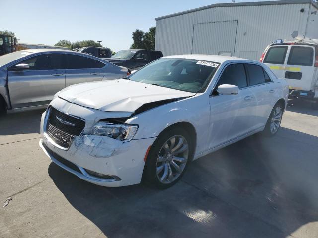  Salvage Chrysler 300