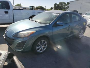  Salvage Mazda 3