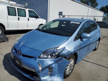  Salvage Toyota Prius
