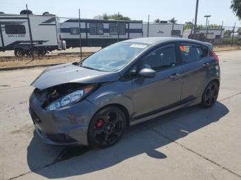  Salvage Ford Fiesta