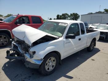  Salvage Toyota Tacoma