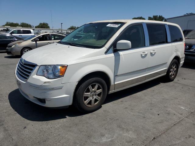  Salvage Chrysler Minivan