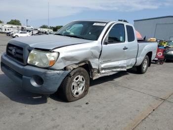  Salvage Toyota Tacoma