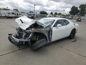  Salvage Dodge Challenger