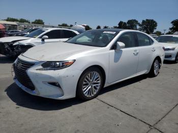  Salvage Lexus Es