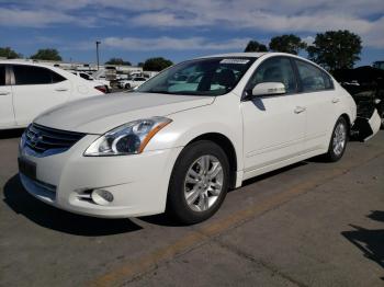  Salvage Nissan Altima