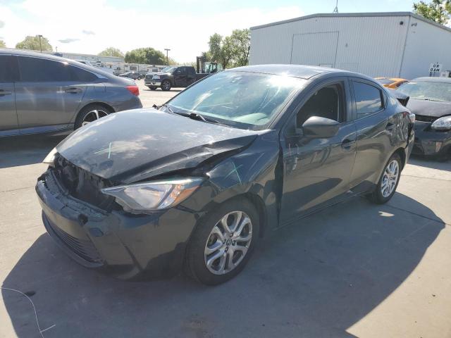  Salvage Toyota Yaris