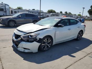  Salvage Nissan Maxima