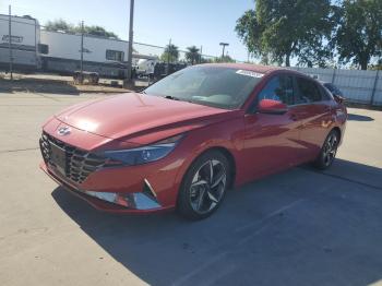  Salvage Hyundai ELANTRA