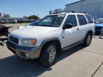 Salvage Nissan Pathfinder