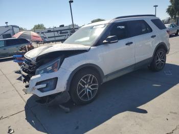  Salvage Ford Explorer