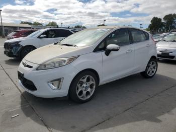  Salvage Ford Fiesta