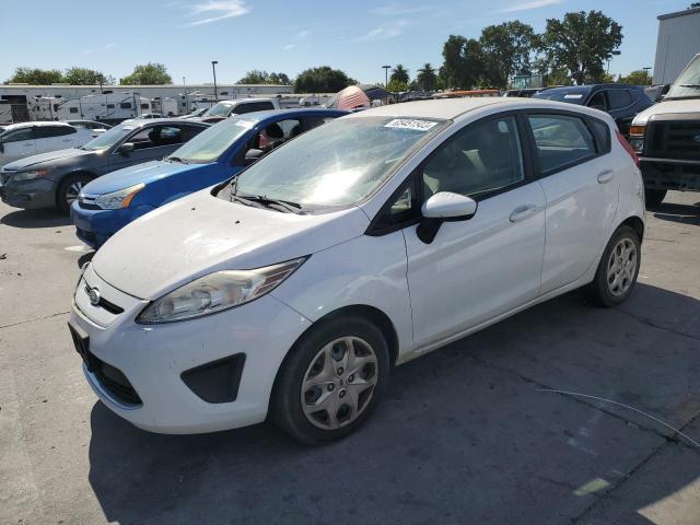  Salvage Ford Fiesta