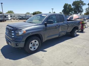  Salvage Toyota Tundra