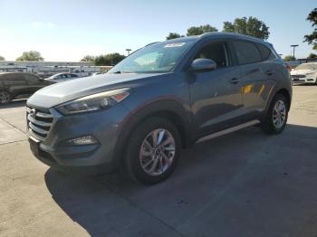  Salvage Hyundai TUCSON