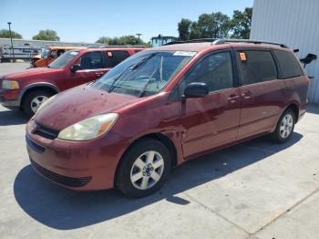  Salvage Toyota Sienna