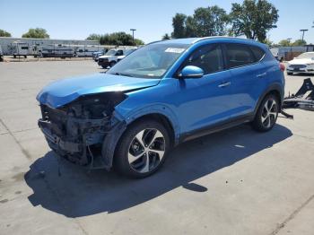 Salvage Hyundai TUCSON