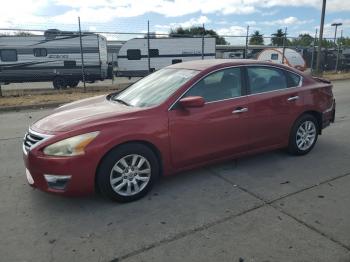  Salvage Nissan Altima