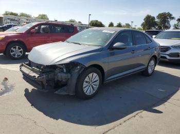  Salvage Volkswagen Jetta