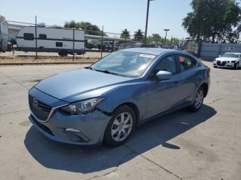  Salvage Mazda 3