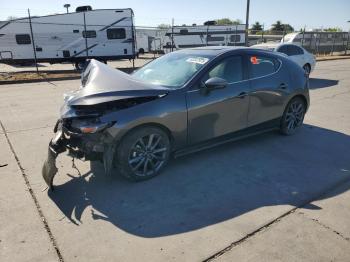  Salvage Mazda 3